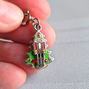 🎄 Spectacular Colorful Nutcracker Christmas Tree Silver Charm w/5 Rhinestones🎄